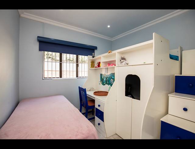 3 BEDROOM TOWNHOUSE FOR SALE IN MORNINGSIDE